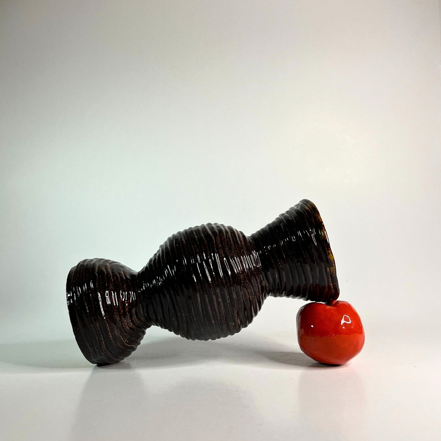 Bonbon Coil - Lily Teitelbaum - Keracult