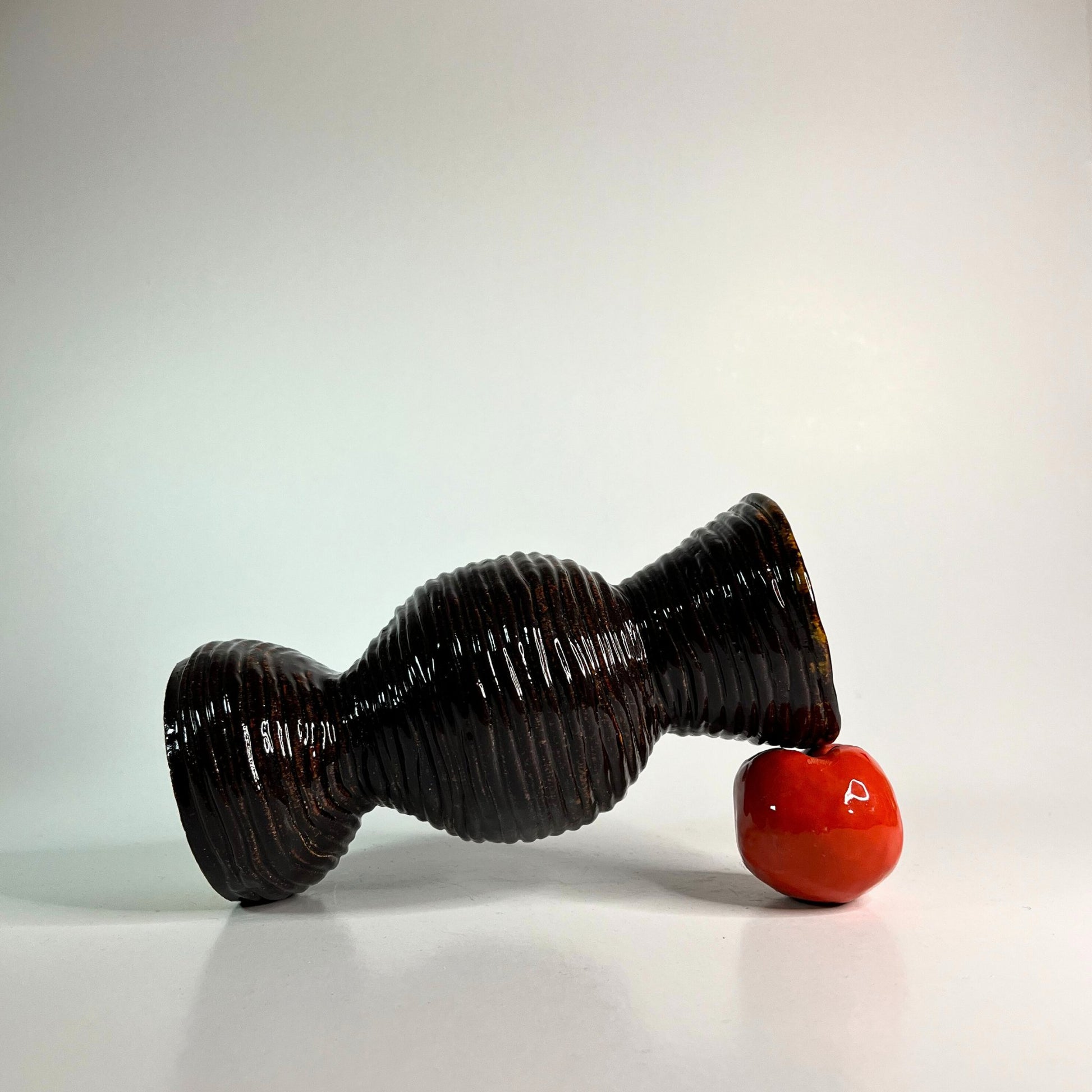 Bonbon Coil - Lily Teitelbaum - Keracult