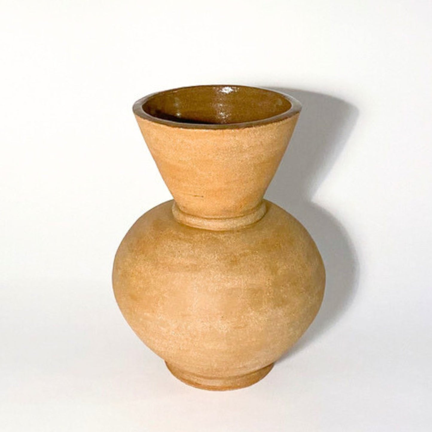 Jonica Vase - Des Vases - Keracult