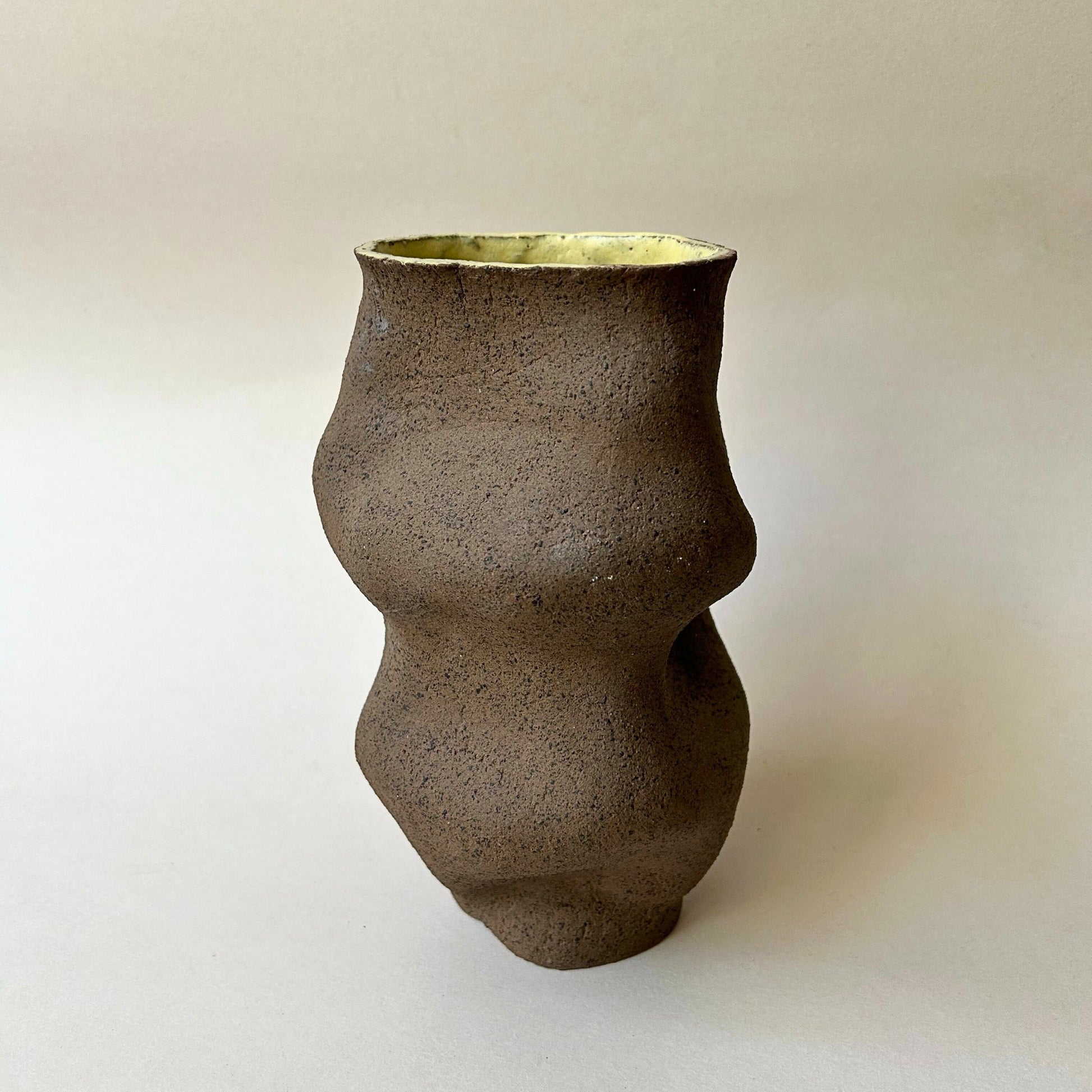 Coiled Vase Brown S - Jana Marlene Lippert - Keracult