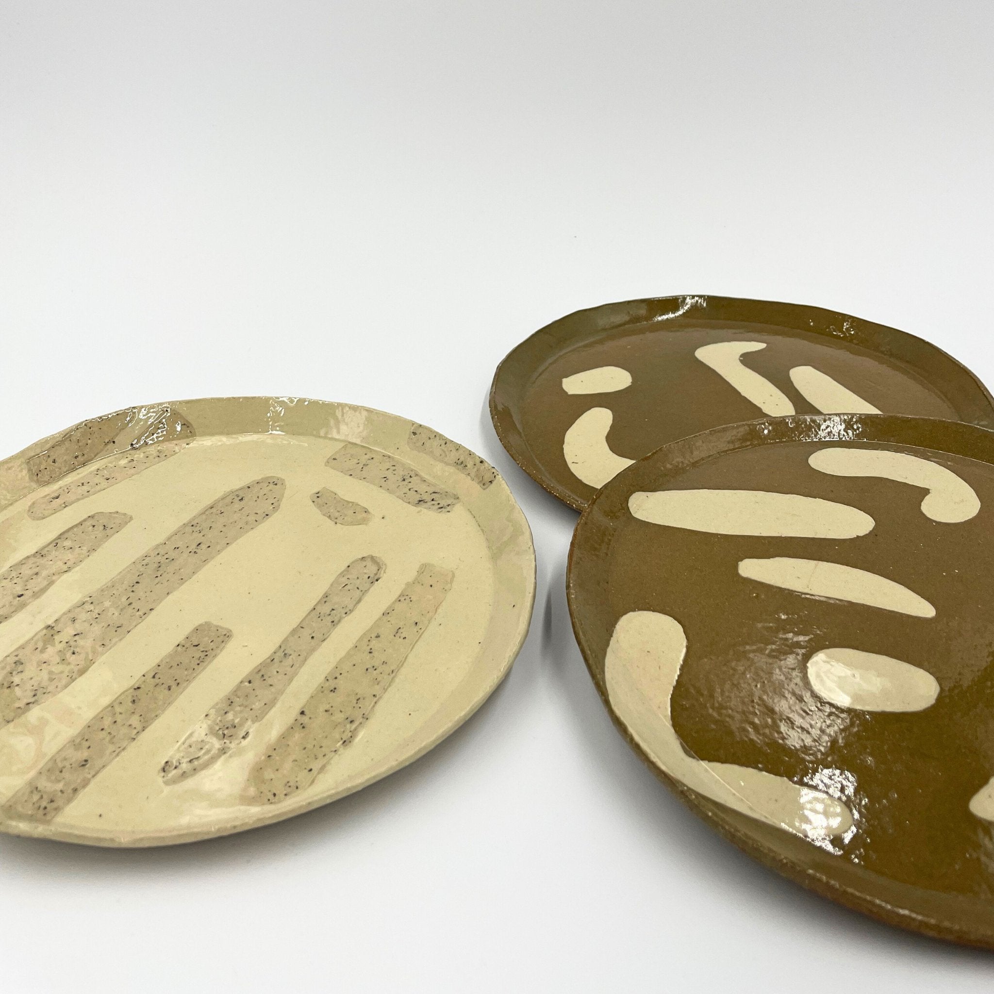 Collage plate Beige - Lily Teitelbaum - Keracult