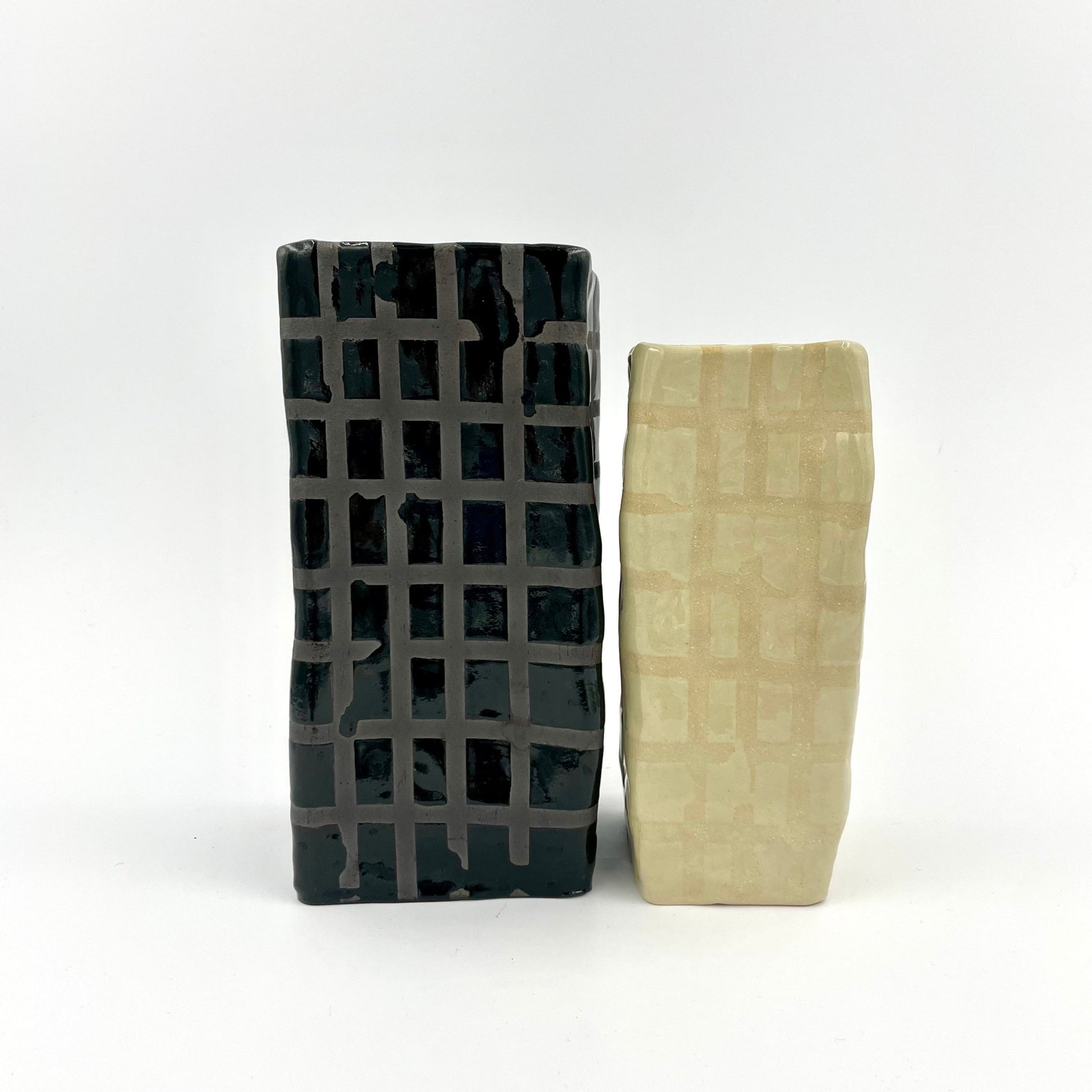 Grid Vase Black - Lily Teitelbaum - Keracult